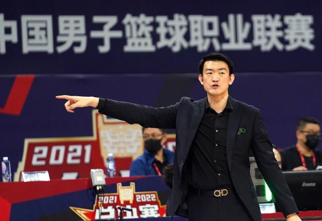 开云体育登陆入口-广厦变阵仍未能取胜 王博：希望球队每场进步一点